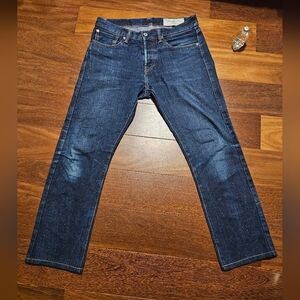 32x28 Rouge Territory Slim Straight jeans, signature 5 pocket
